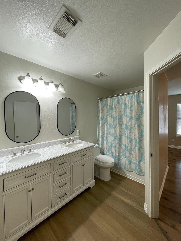 18211 Temple Hill Lane - Photo 8