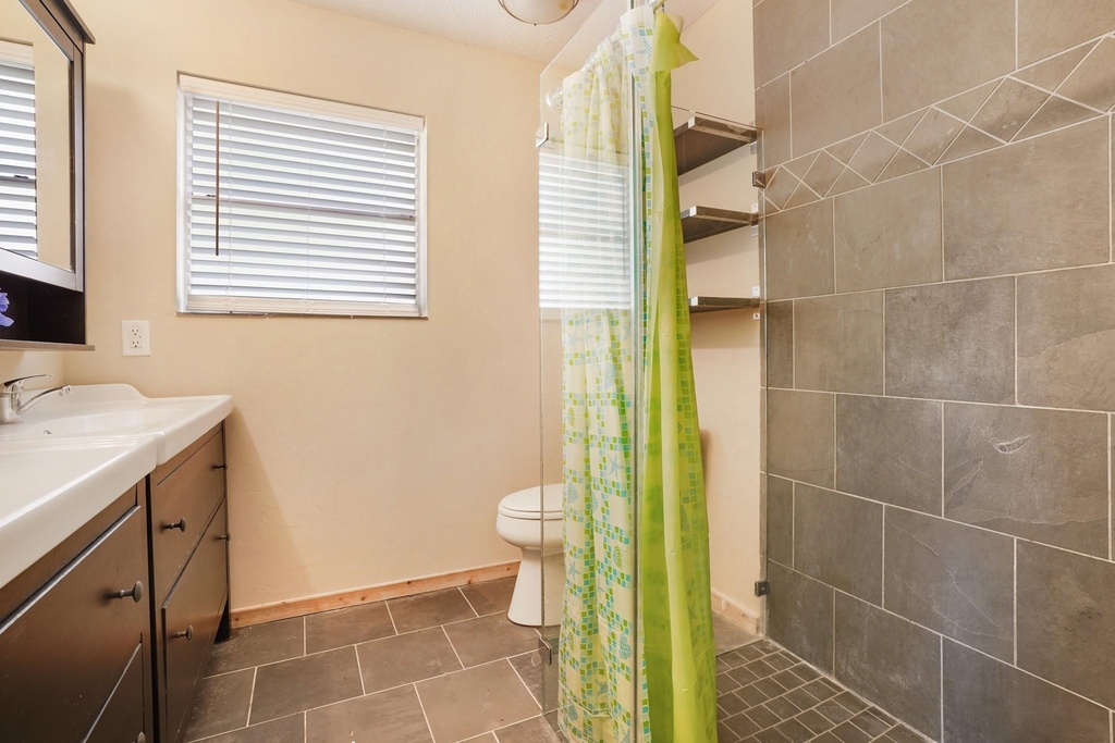 3203 Silver Falls Drive - Photo 17