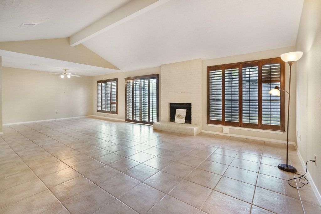 3203 Silver Falls Drive - Photo 6