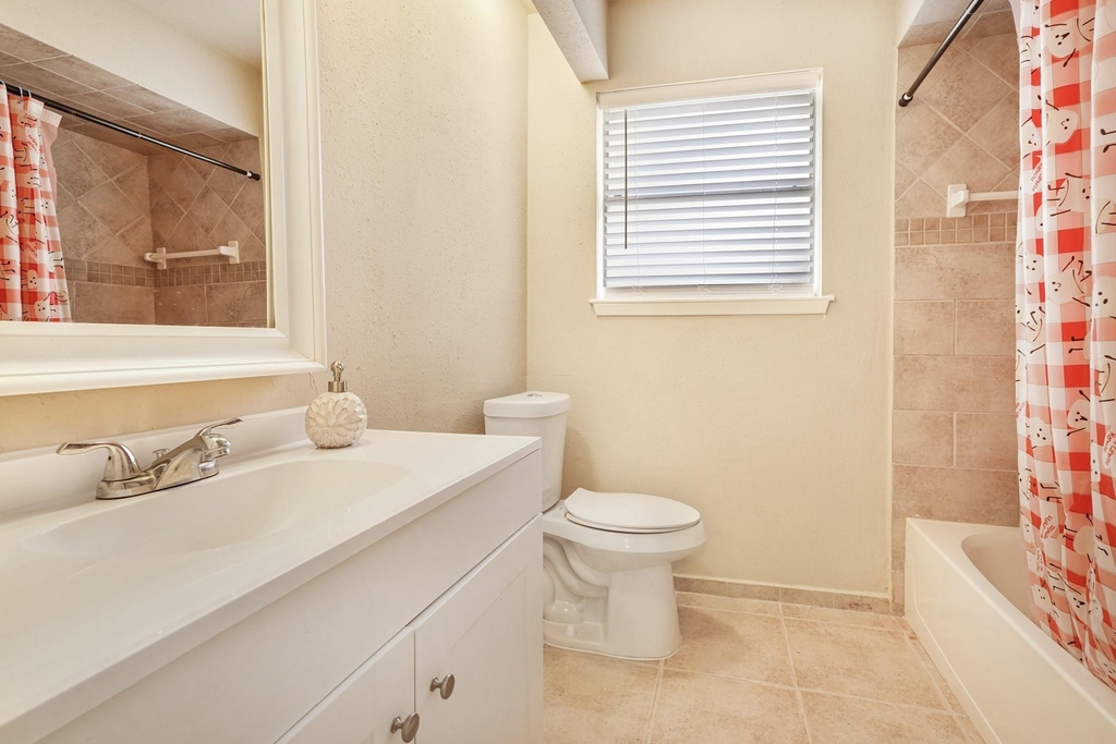 3203 Silver Falls Drive - Photo 20