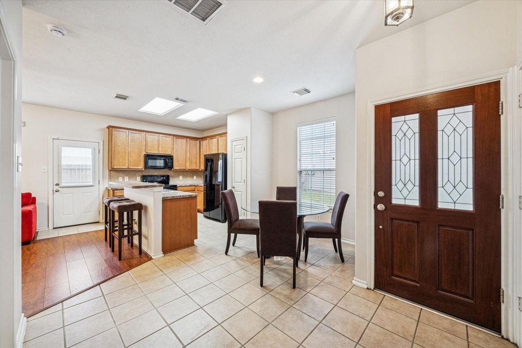 3206 Pearl Bluff Lane - Photo 3