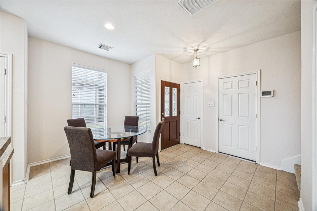 3206 Pearl Bluff Lane - Photo 2