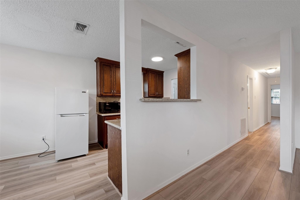 910 Judiway Street - Photo 4