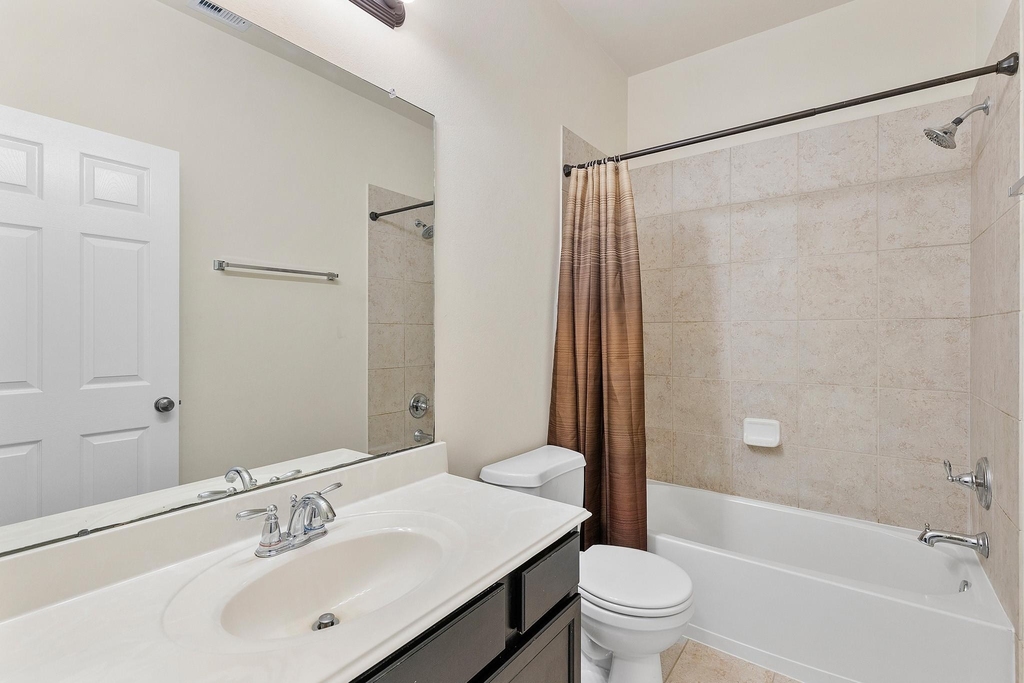 16911 Savannah Park Drive - Photo 17
