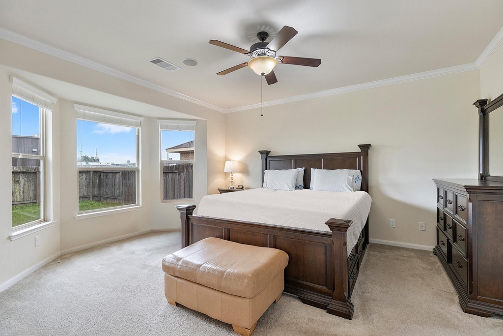 16911 Savannah Park Drive - Photo 10