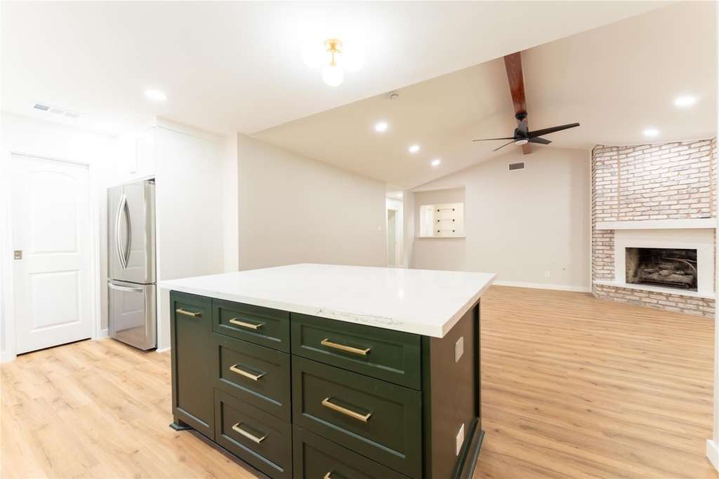 6119 S Braeswood Boulevard - Photo 17