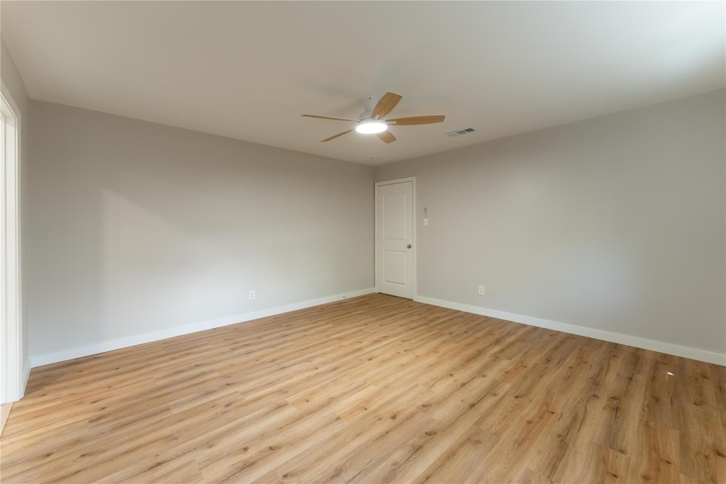 6119 S Braeswood Boulevard - Photo 32