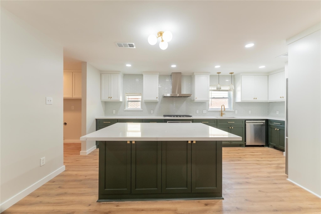6119 S Braeswood Boulevard - Photo 13