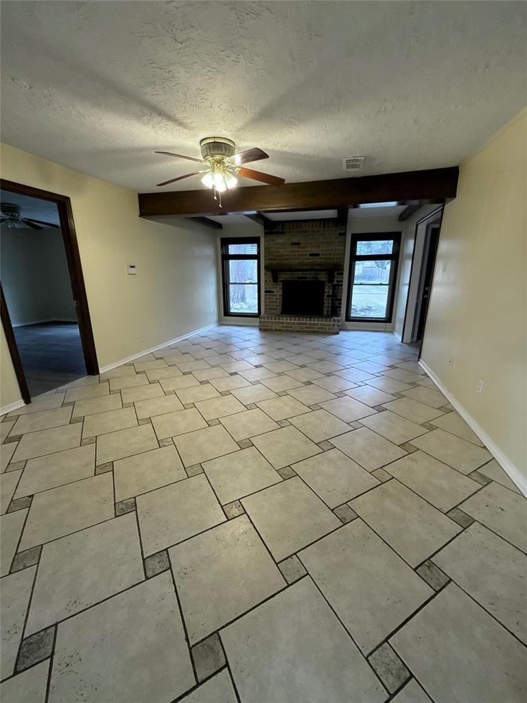 17719 Windy Point Drive - Photo 5