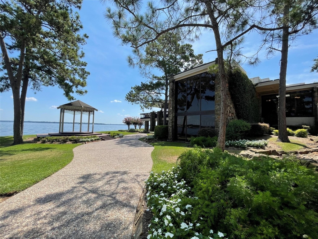 12900 Walden Road - Photo 20