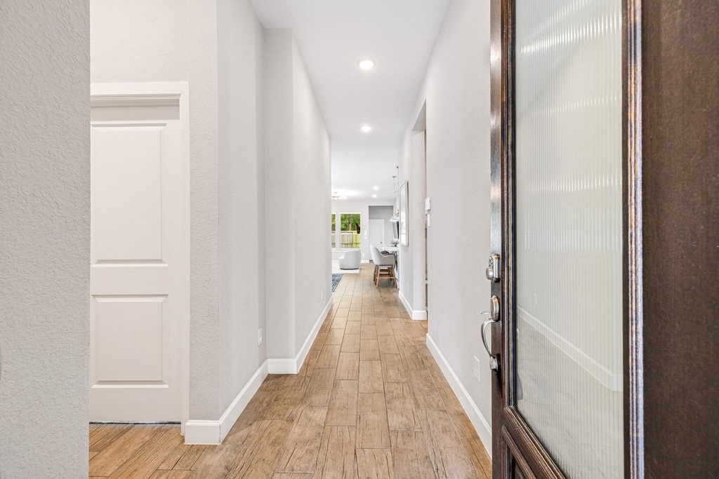9403 Windward Bluff Way - Photo 2