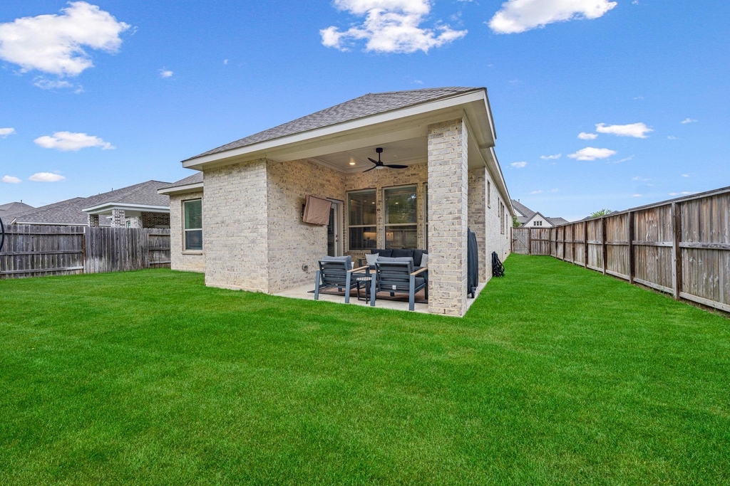 9403 Windward Bluff Way - Photo 18