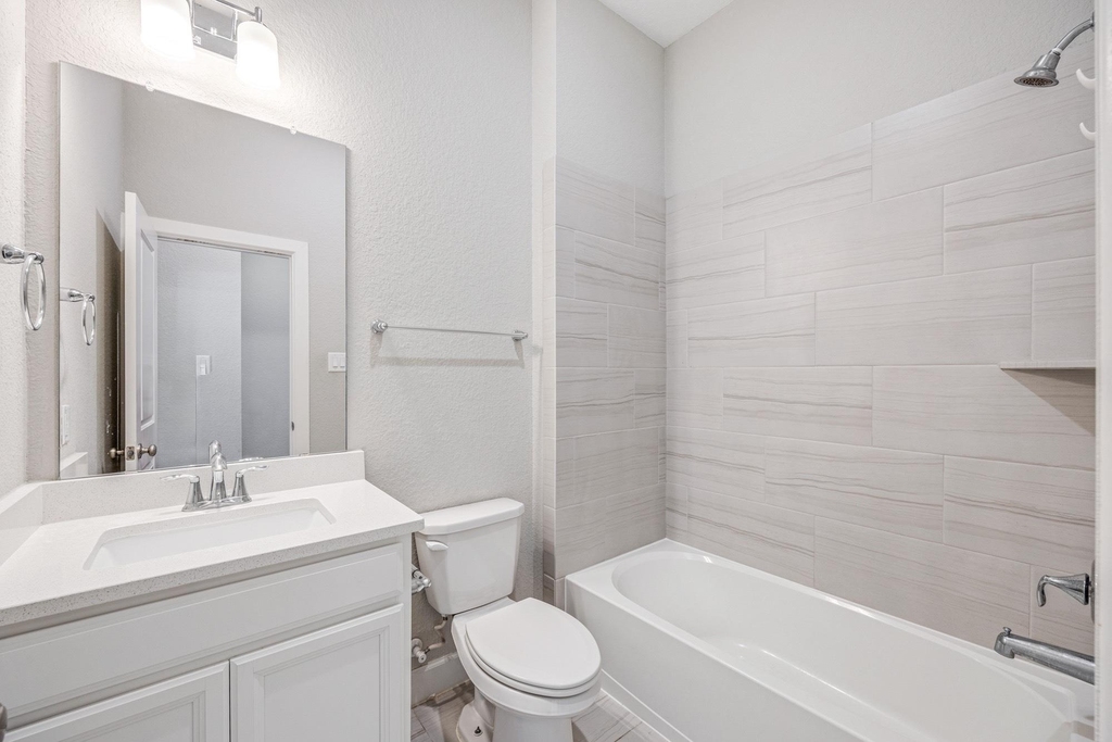 9403 Windward Bluff Way - Photo 15