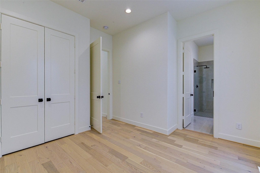 1803 Dunlavy Street - Photo 22