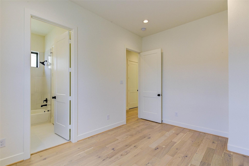 1803 Dunlavy Street - Photo 27