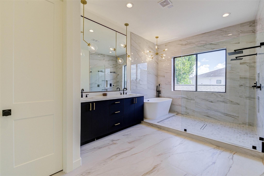 1803 Dunlavy Street - Photo 23