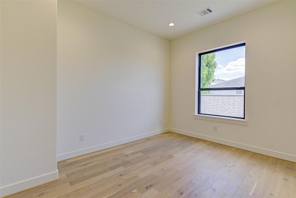 1803 Dunlavy Street - Photo 26