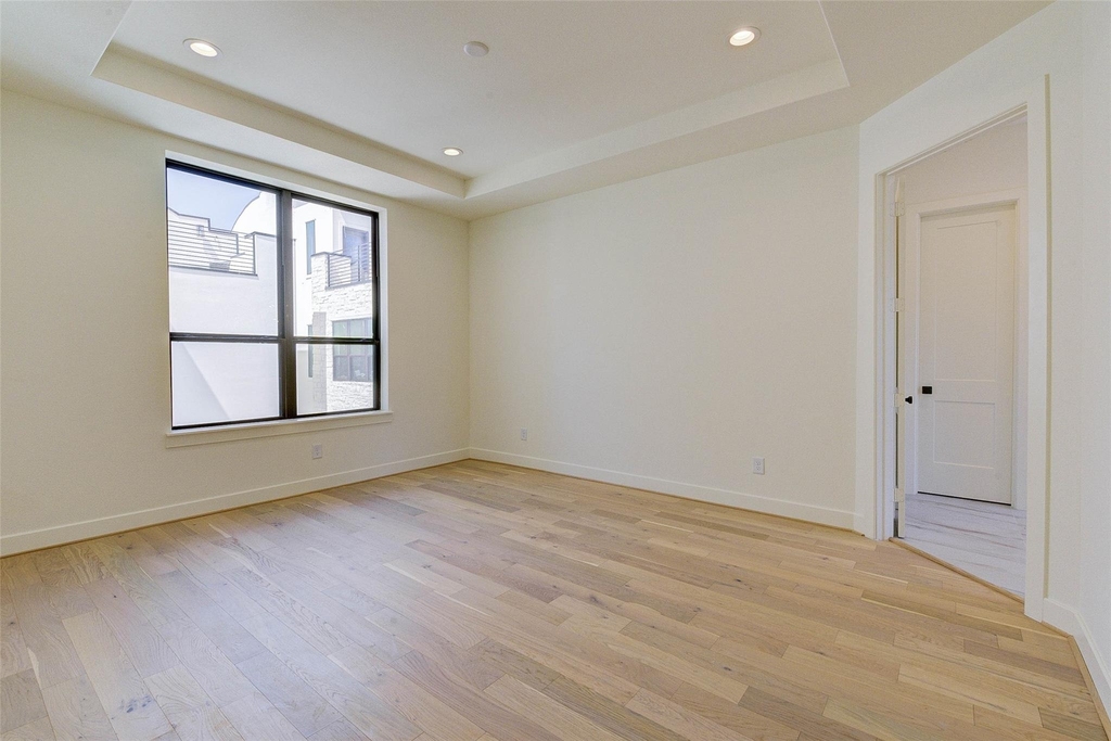 1803 Dunlavy Street - Photo 25