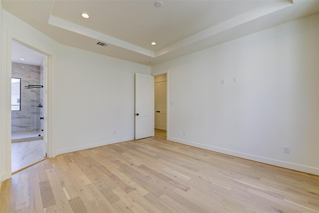 1803 Dunlavy Street - Photo 20