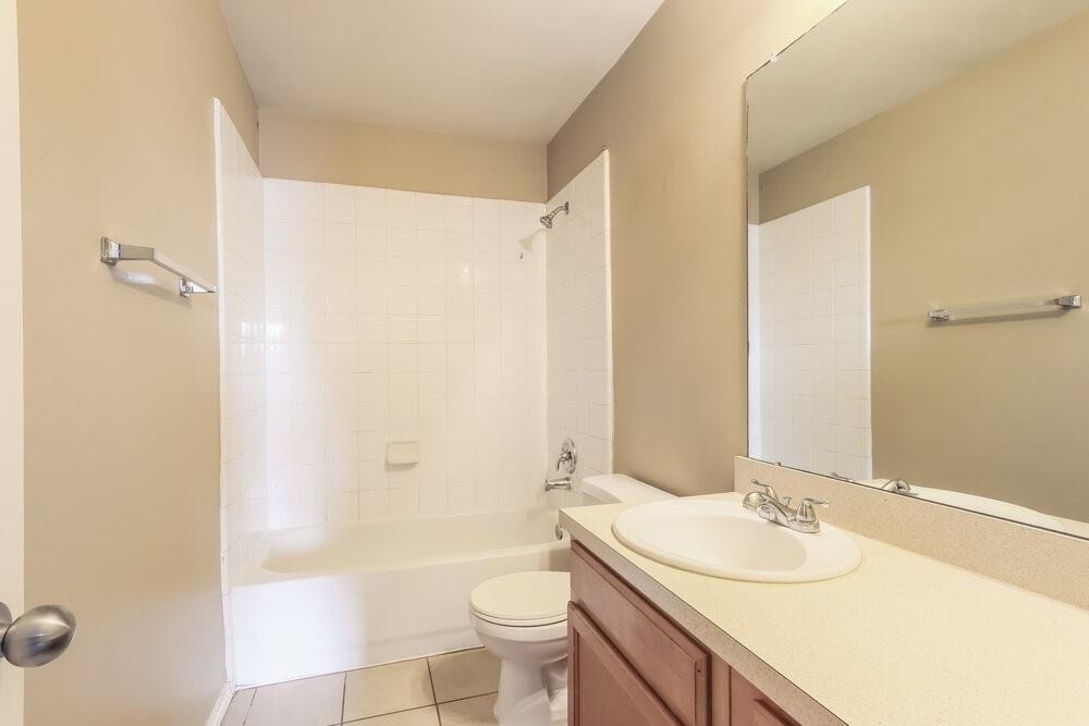 21211 Linden House Court - Photo 10