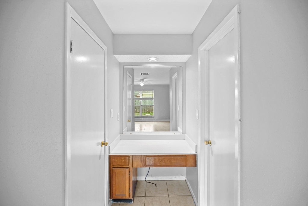 6214 Gladewell Drive - Photo 14