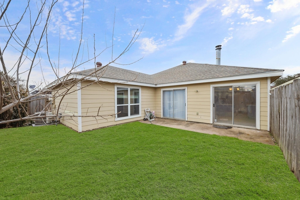6214 Gladewell Drive - Photo 19