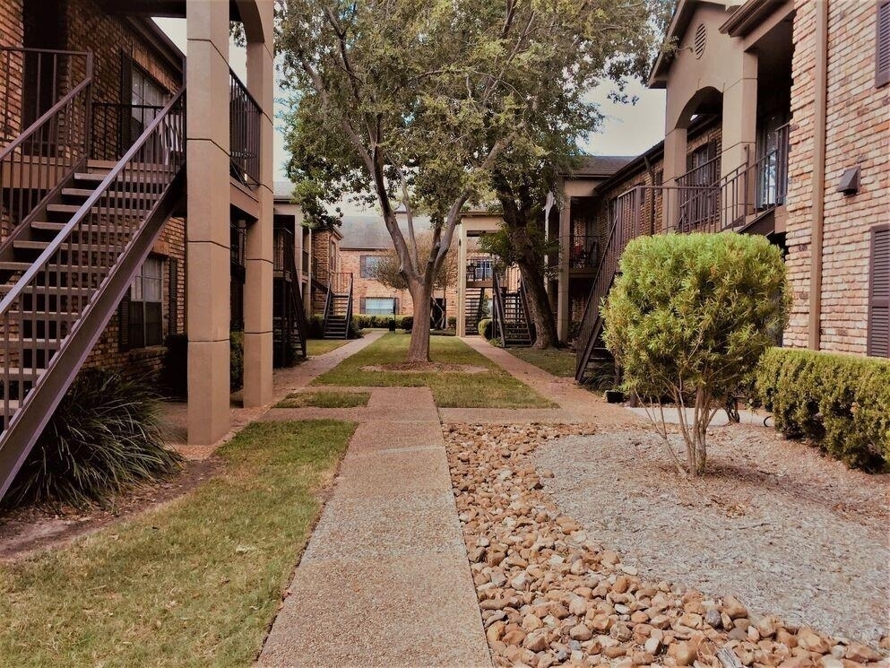 3400 Edloe Street - Photo 8
