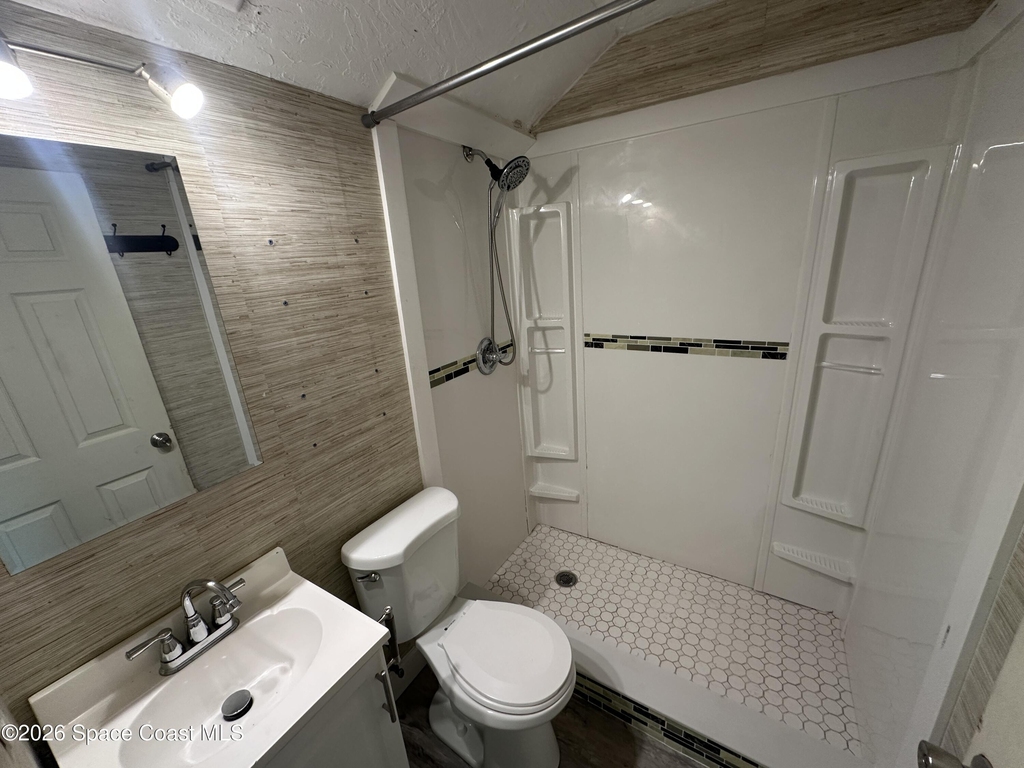 240 Stone Street - Photo 6