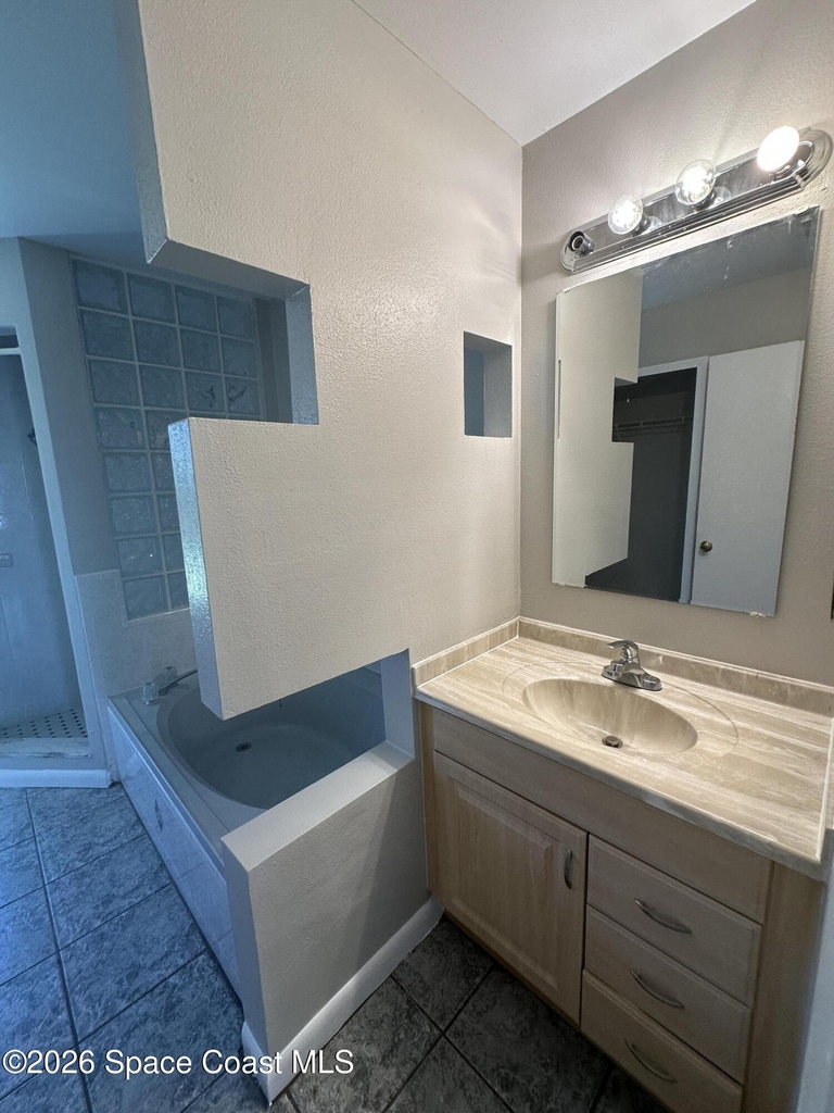 1100 Ipswich Street Nw - Photo 9