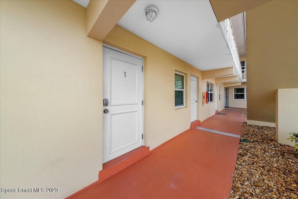 7801 Ridgewood Avenue - Photo 4