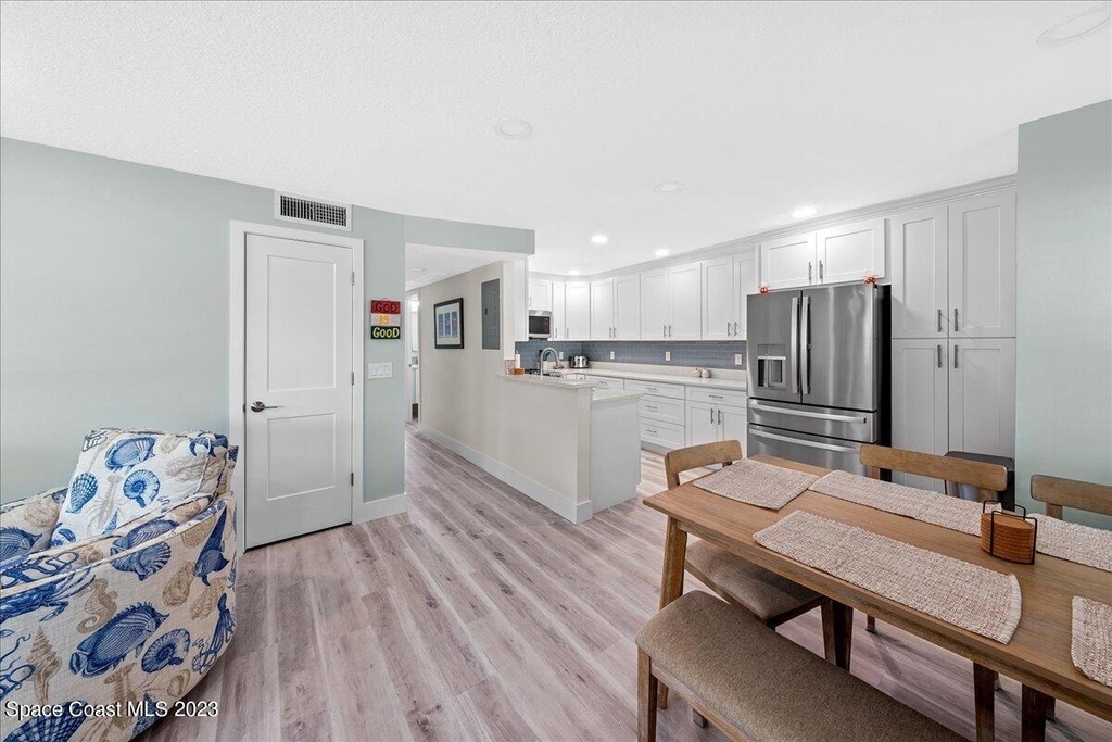 7801 Ridgewood Avenue - Photo 12