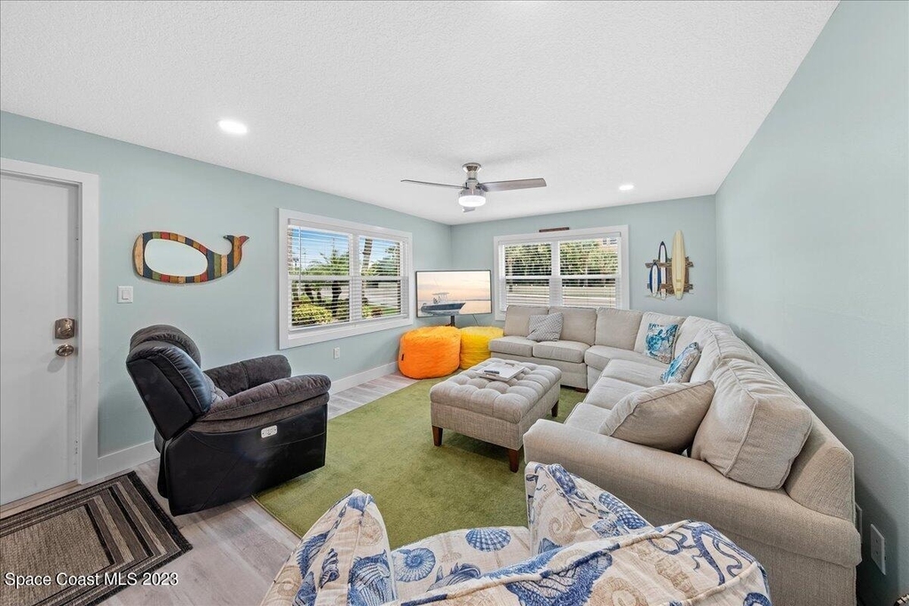 7801 Ridgewood Avenue - Photo 9