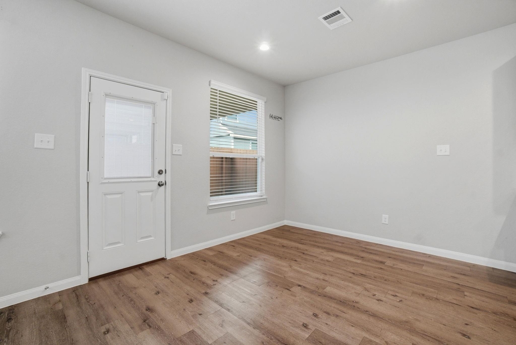 22210 Great Royal Lane - Photo 8
