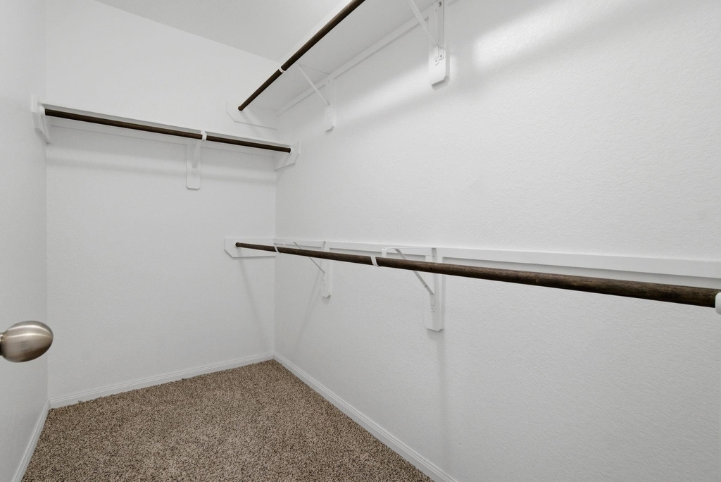 22210 Great Royal Lane - Photo 18