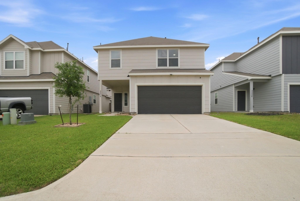 22210 Great Royal Lane - Photo 1
