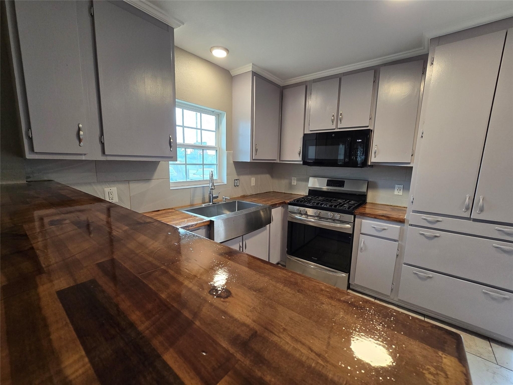 19736 Dunbar Avenue - Photo 5