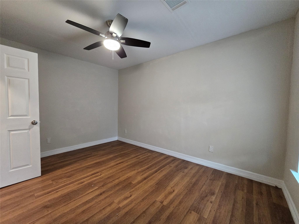 19736 Dunbar Avenue - Photo 8
