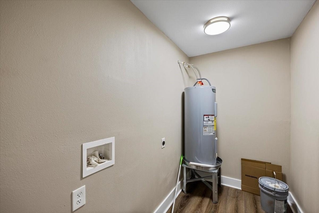 1724 Winnie Street - Photo 8