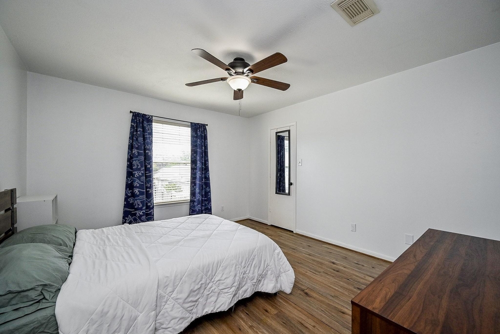 2534 Halstead Drive - Photo 19