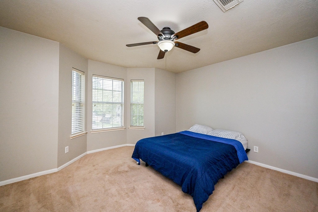 2534 Halstead Drive - Photo 21