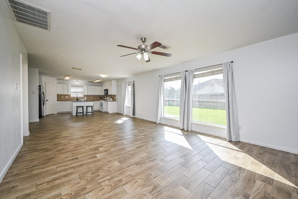 2534 Halstead Drive - Photo 17