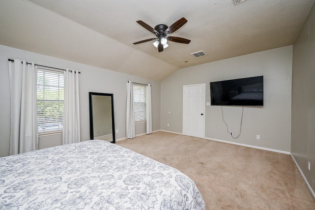 2534 Halstead Drive - Photo 25