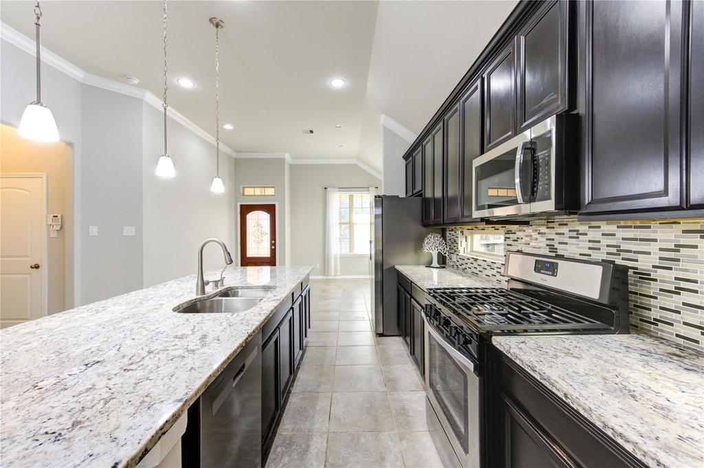 5314 Silver Ledge Drive - Photo 10