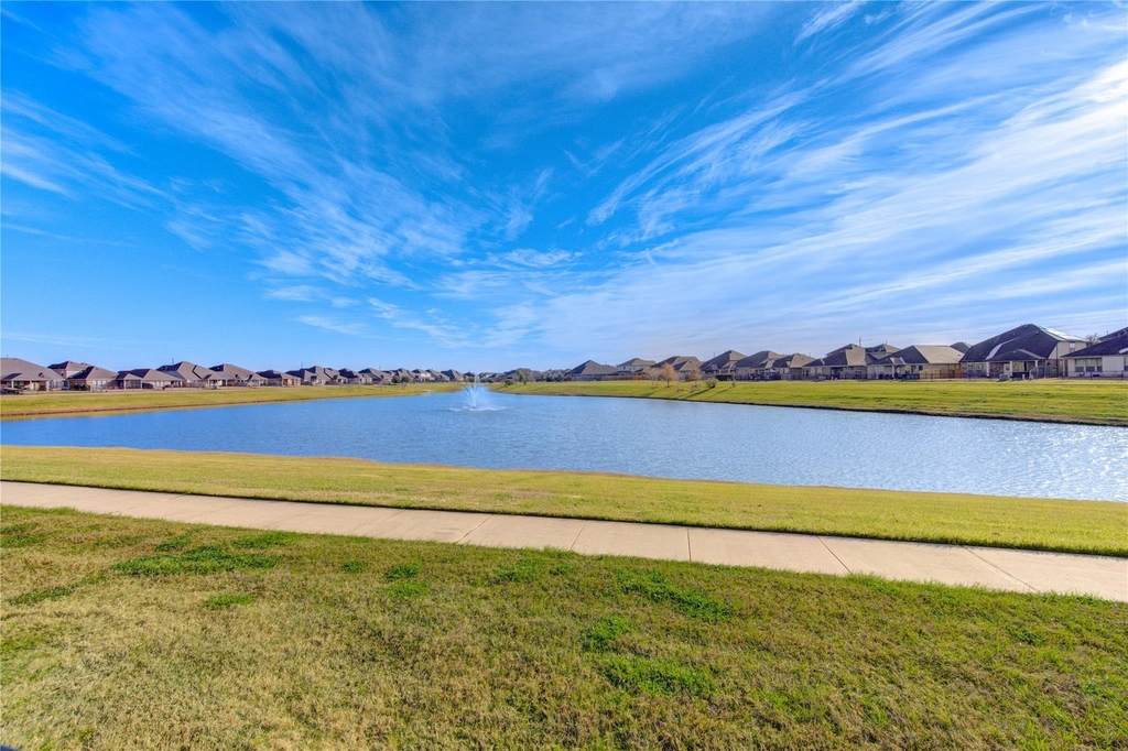 5314 Silver Ledge Drive - Photo 2