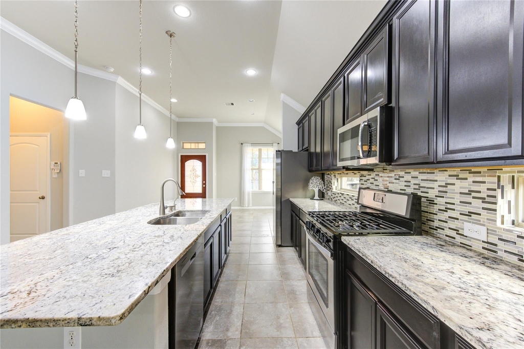 5314 Silver Ledge Drive - Photo 9