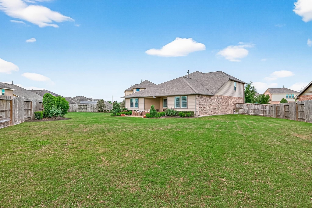 26102 Lazywaters Drive - Photo 37