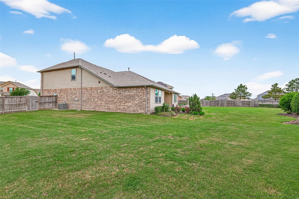 26102 Lazywaters Drive - Photo 35