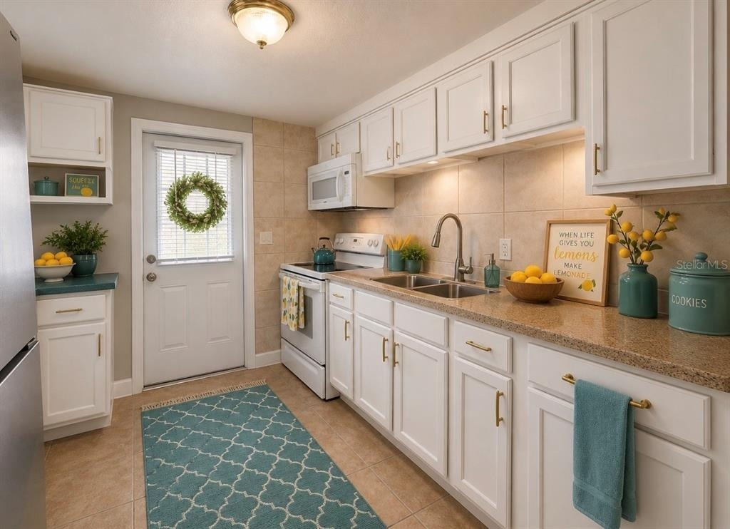 514 Winham Street - Photo 4