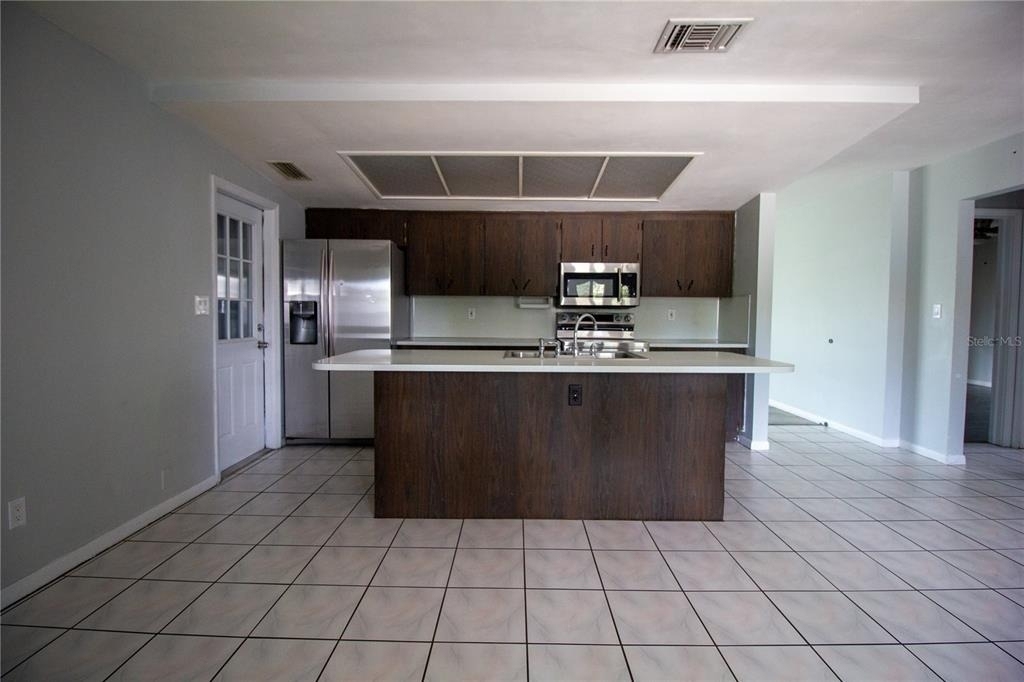 10760 62nd Avenue - Photo 4