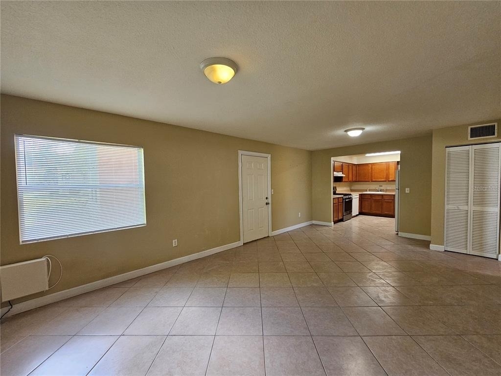 1365 Drew Street - Photo 4